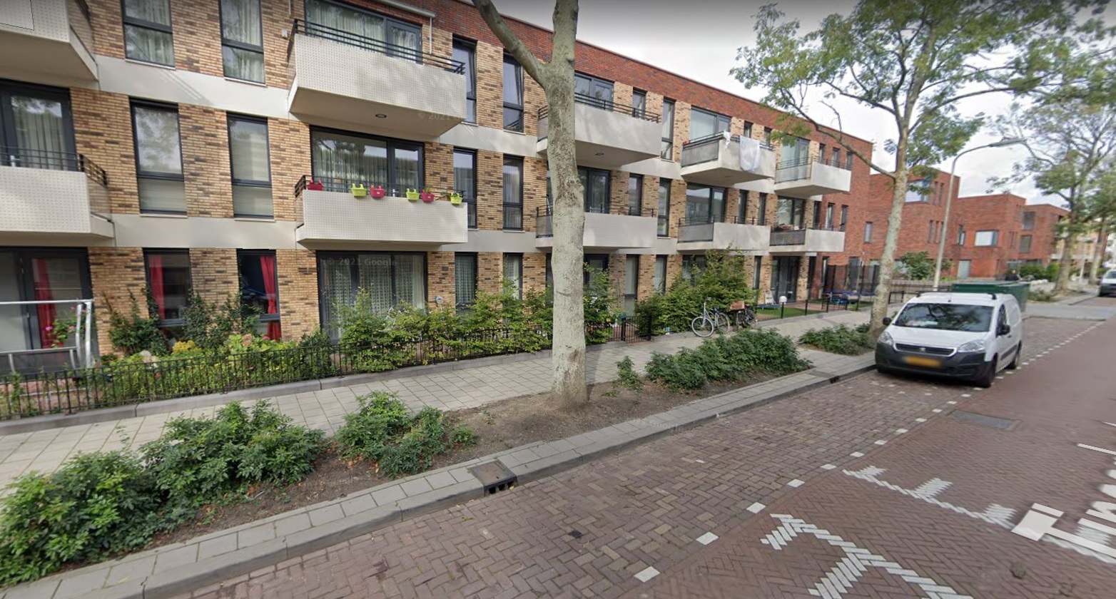 Tinaarlostraat 141, 2545 RC Den Haag, Nederland