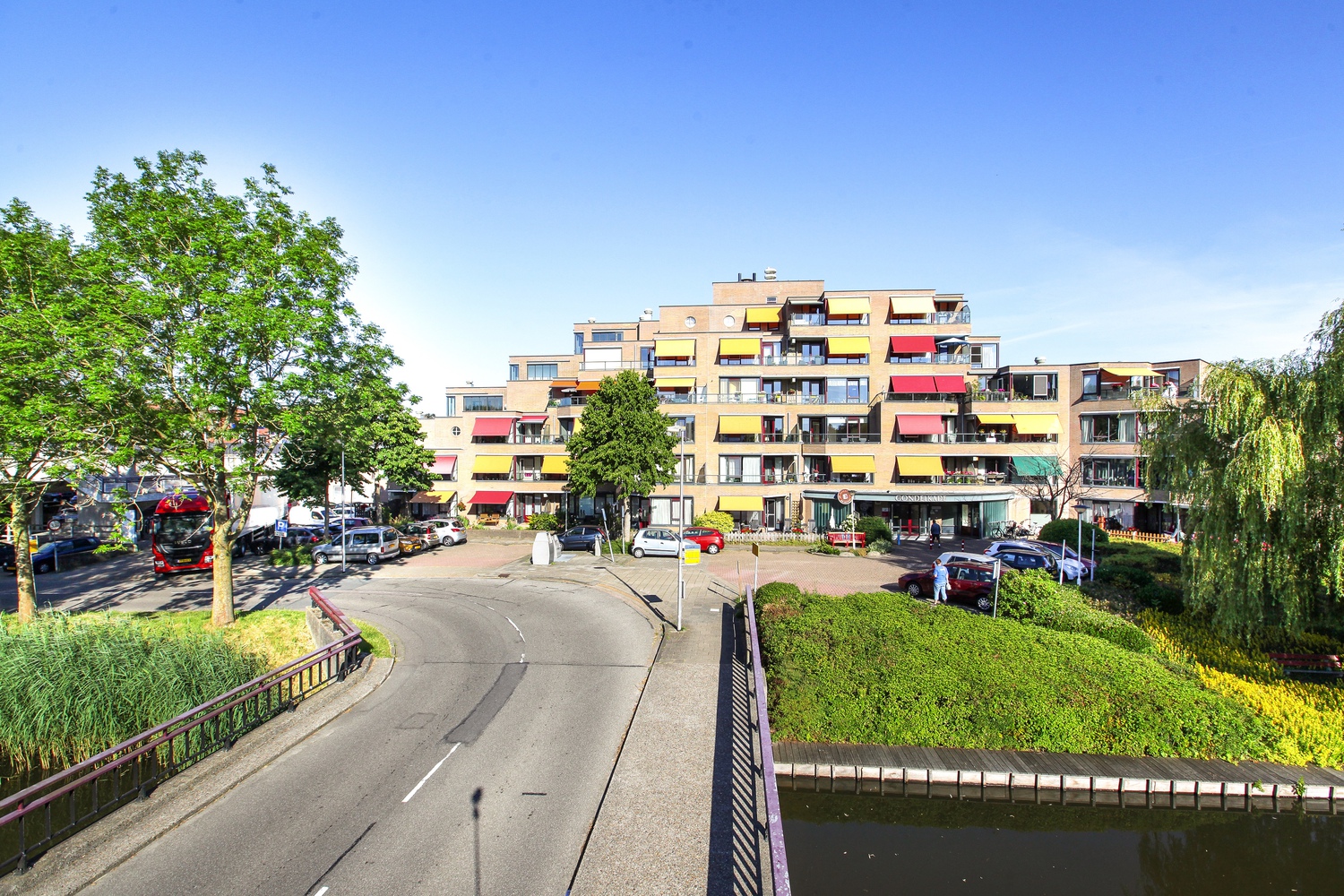 Gondelkade 242