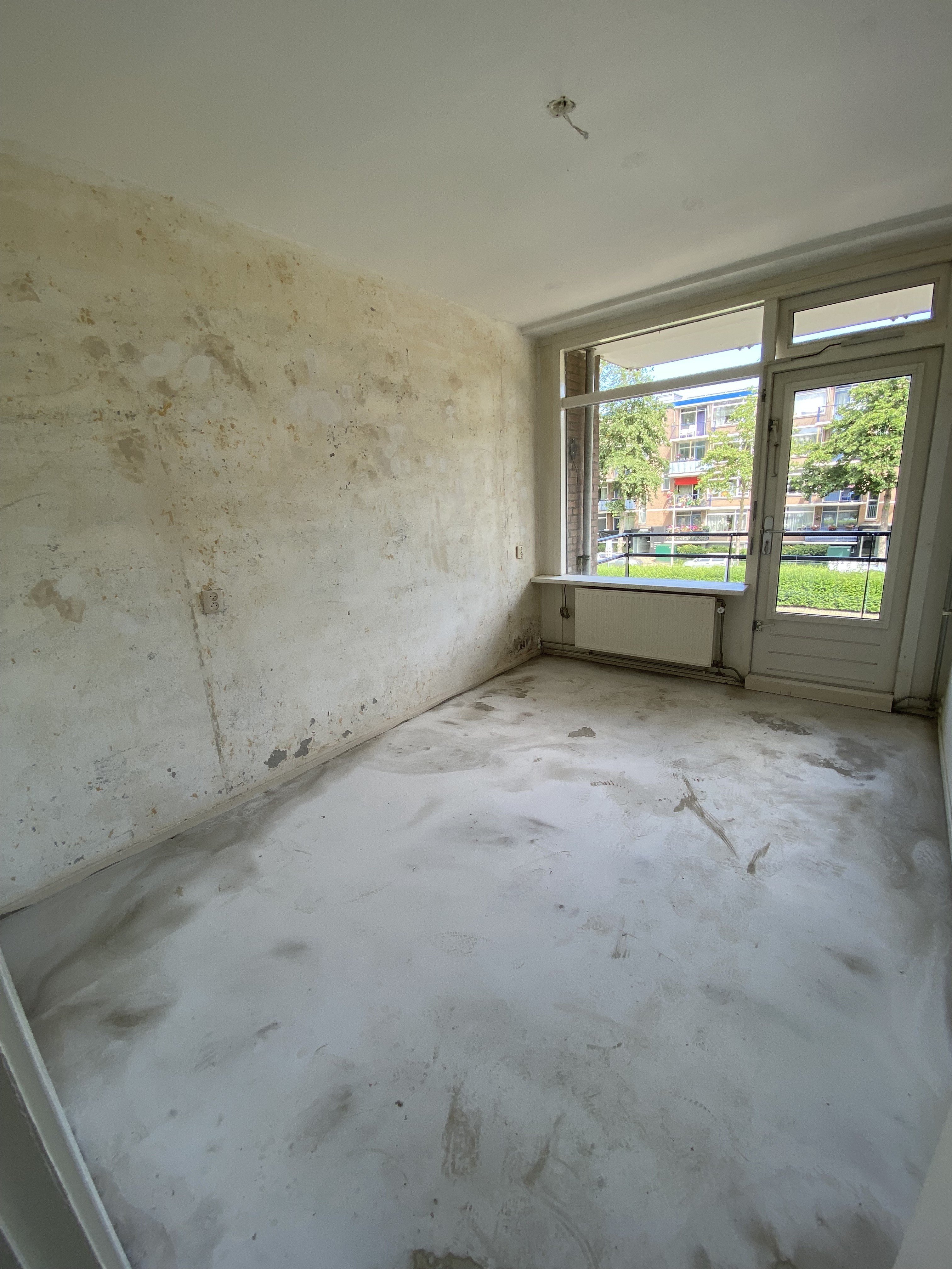 Van Anrooystraat 24
