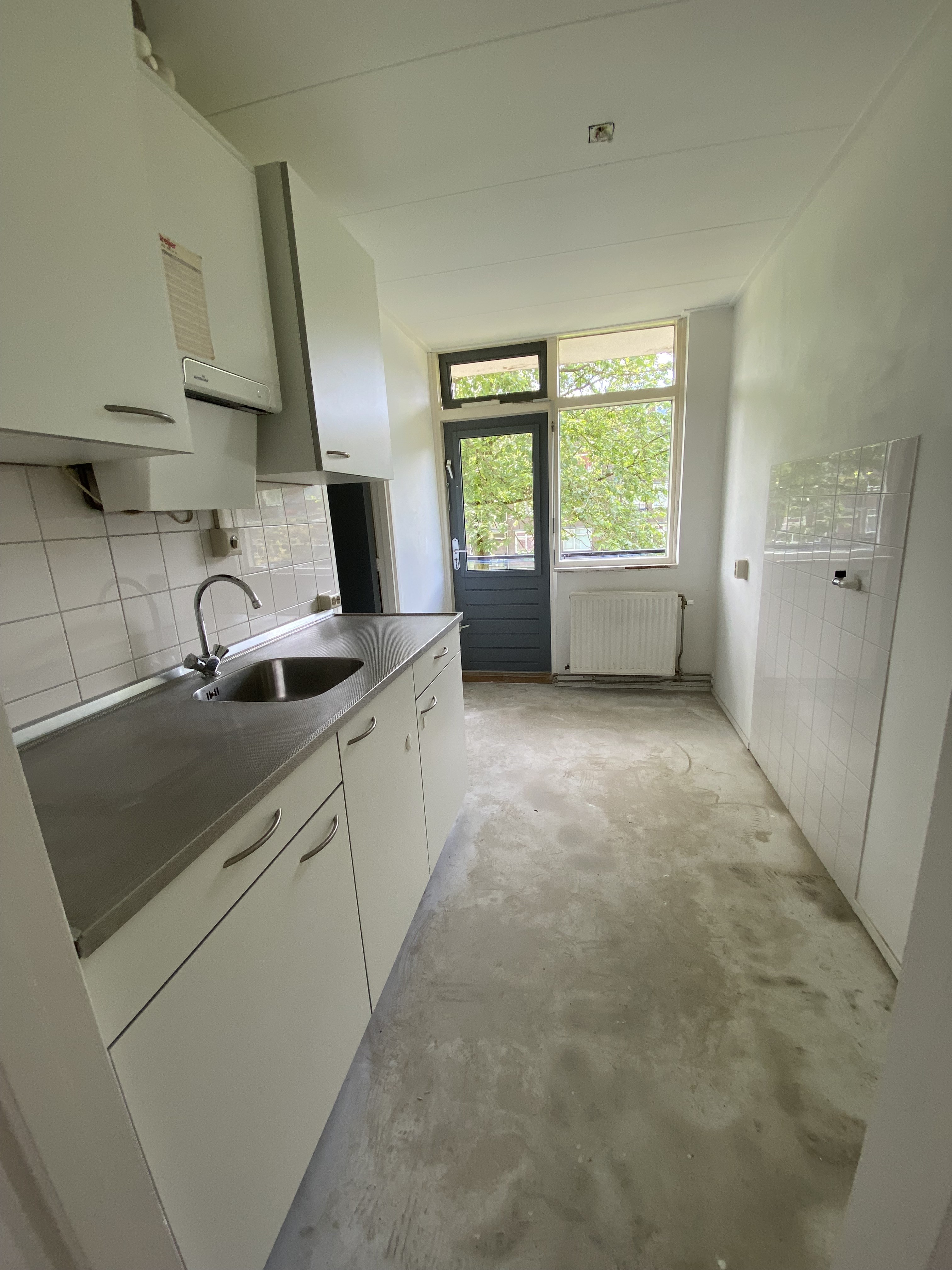 Van Anrooystraat 24
