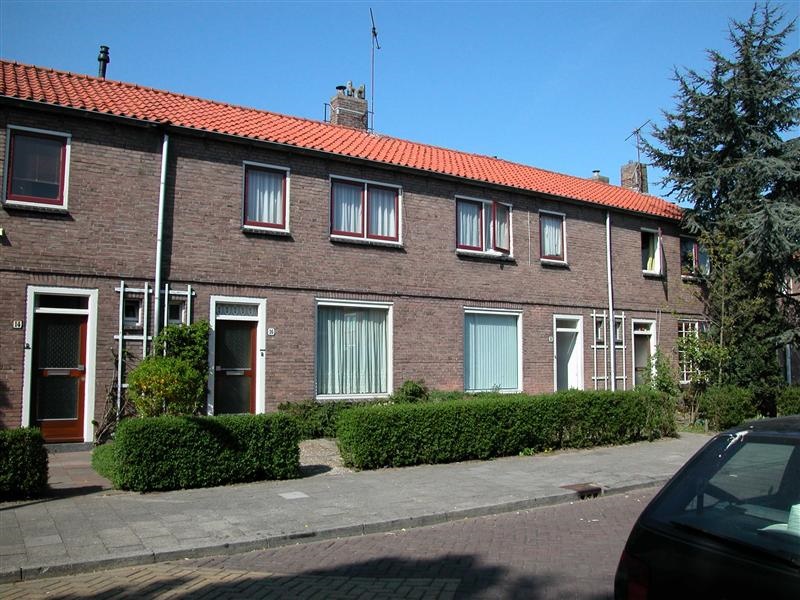 Doctor Poelsstraat 8