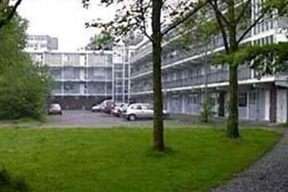 Händellaan 76