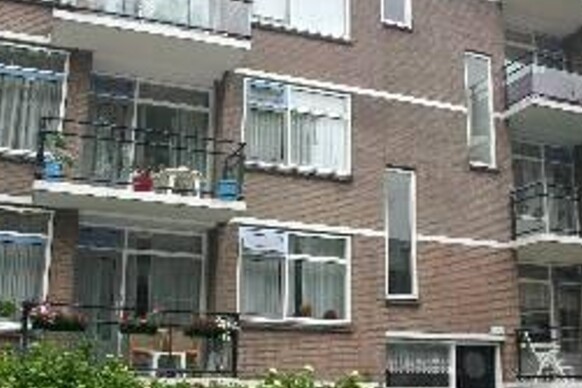 Van Anrooystraat 6