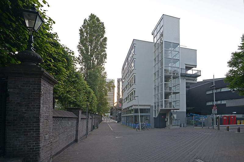 Amsterdamse Veerkade 130