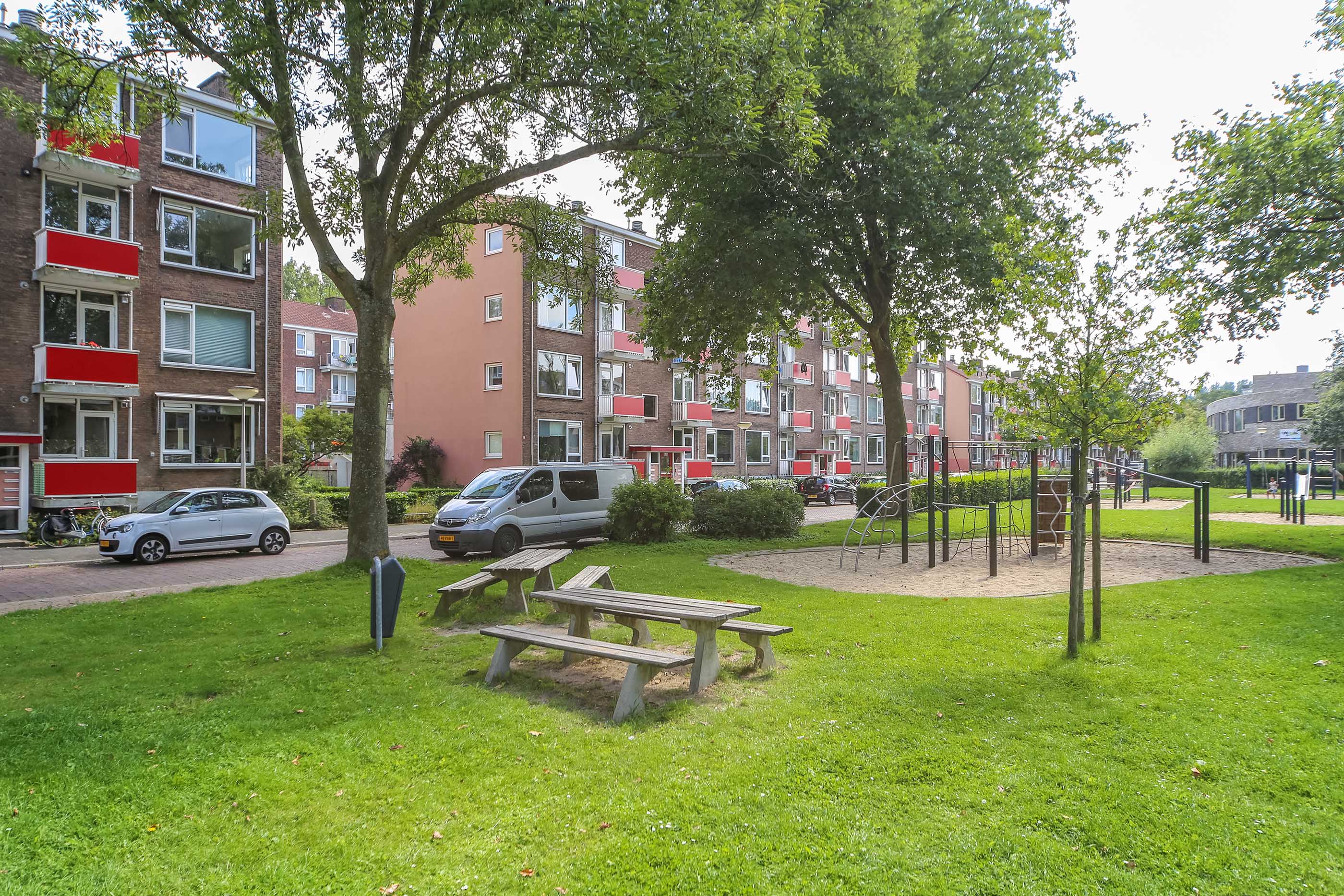 Van Kinschotstraat 64