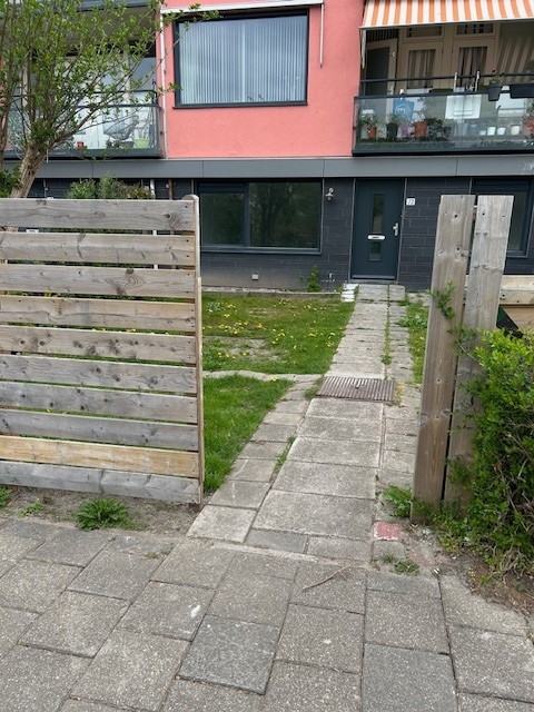 Dorpskade 72