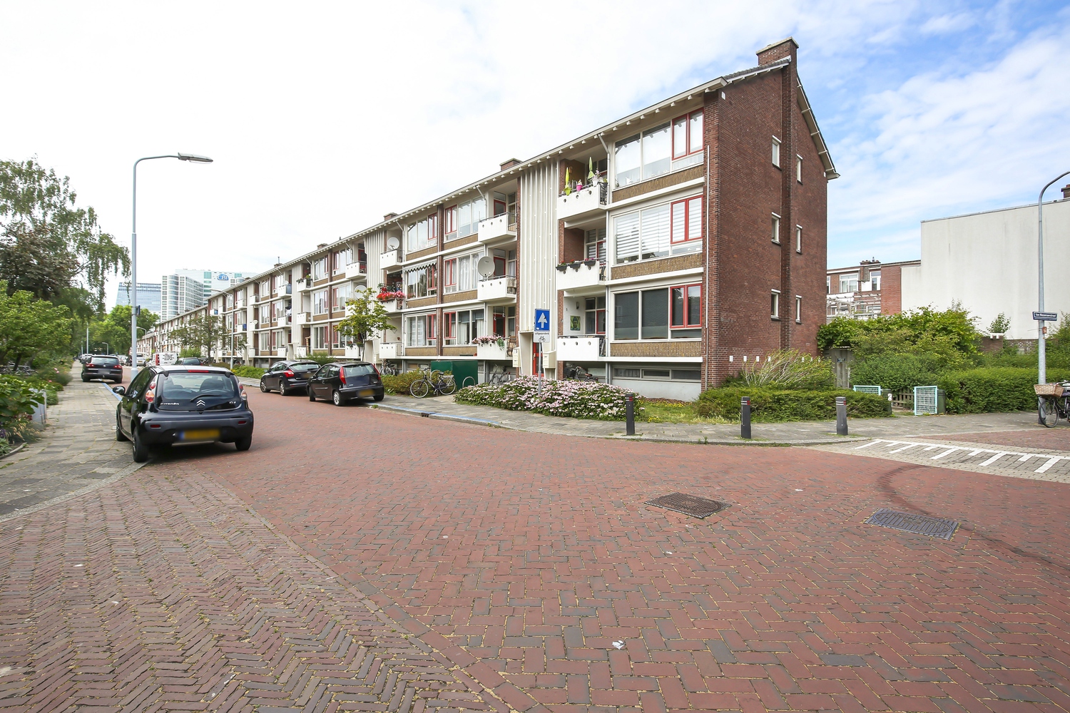 Von Geusaustraat 86