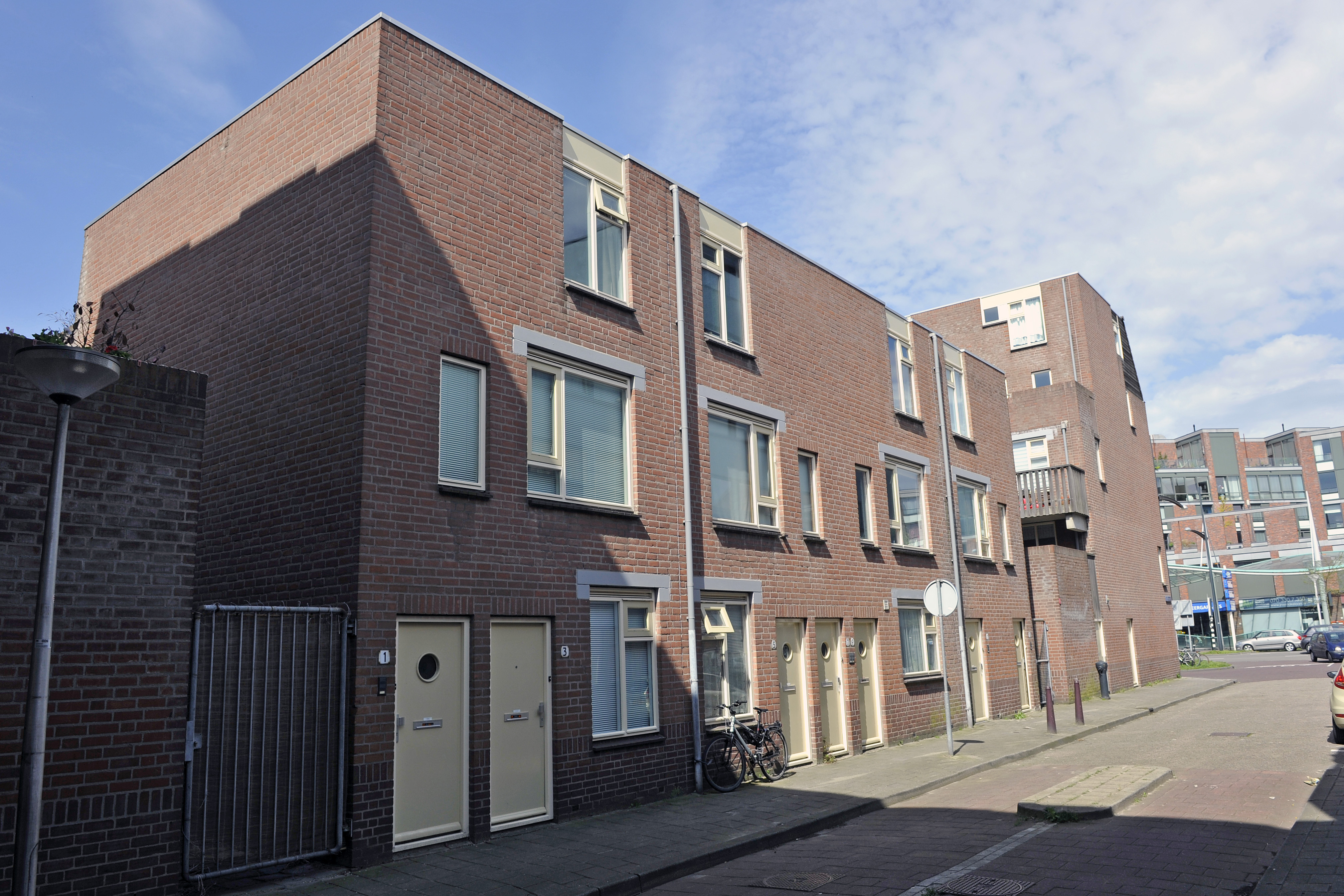 Torenstraat 3
