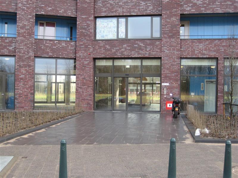 Knobbelzwaansingel 249