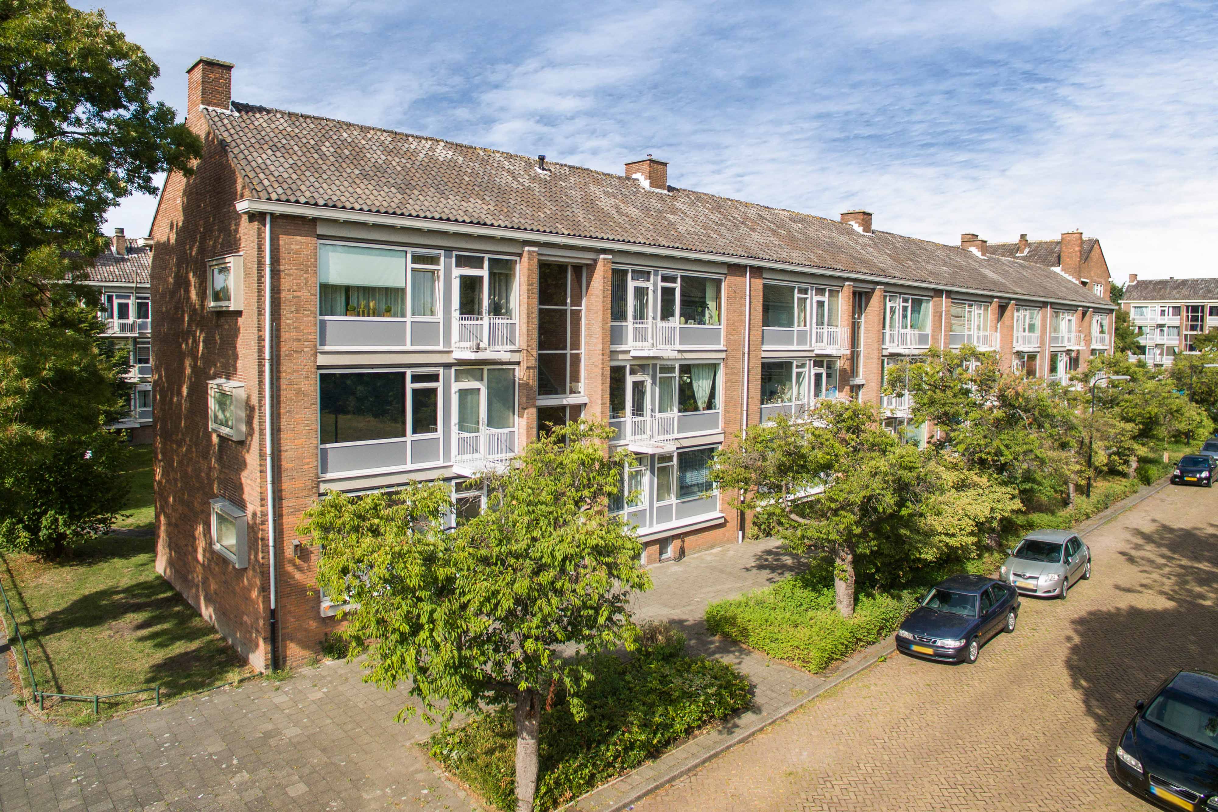 E.H. Hartmanstraat 54