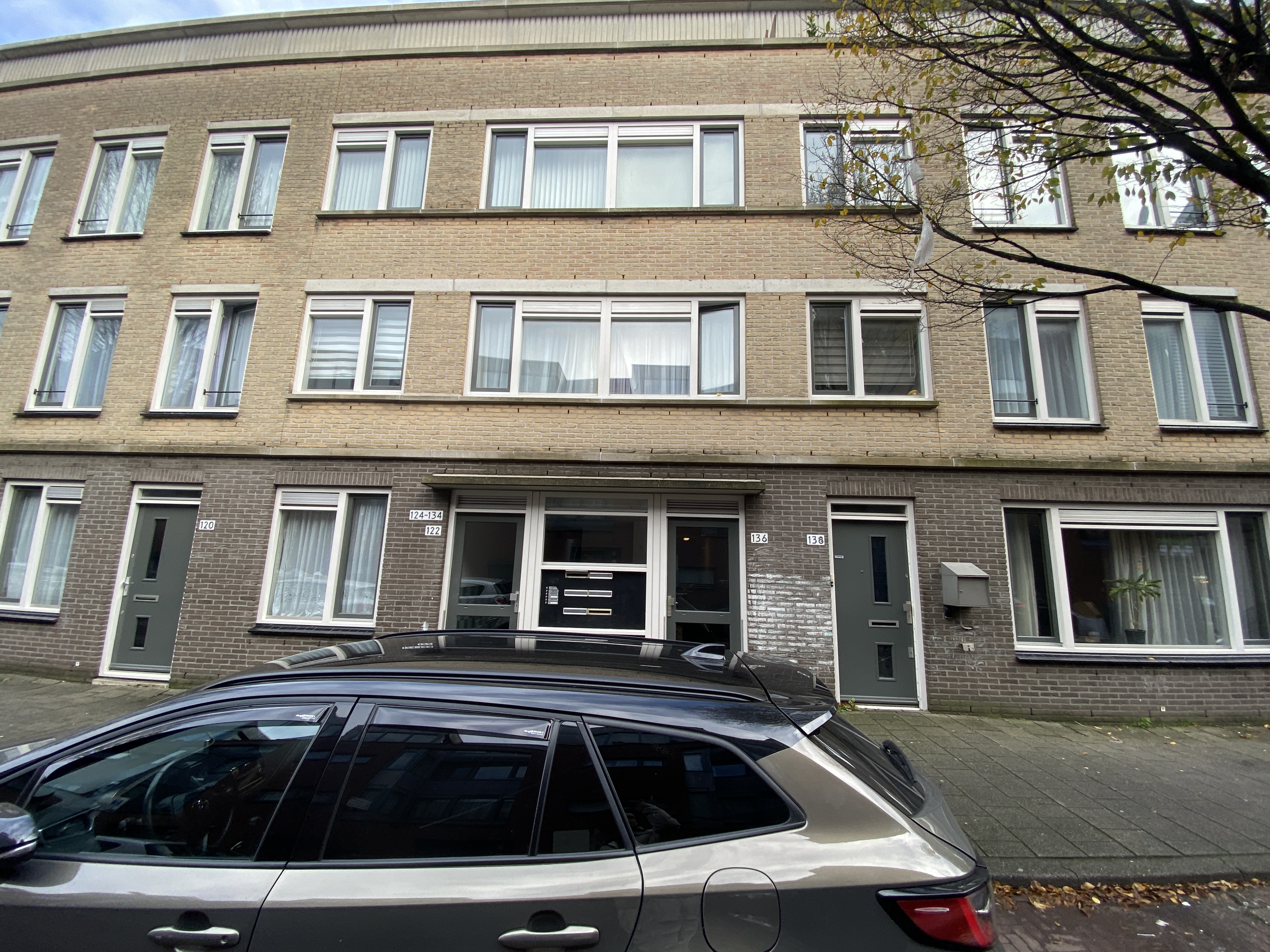 van de Veldestraat 130, 2525 AZ Den Haag, Nederland