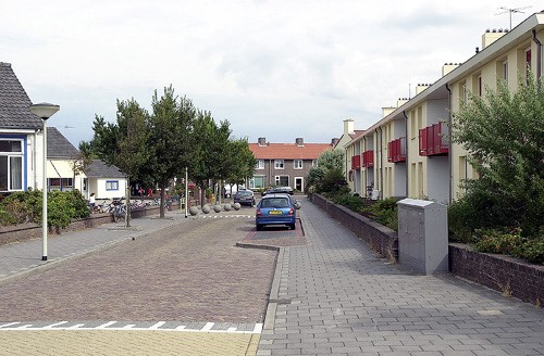 Parallelweg 13