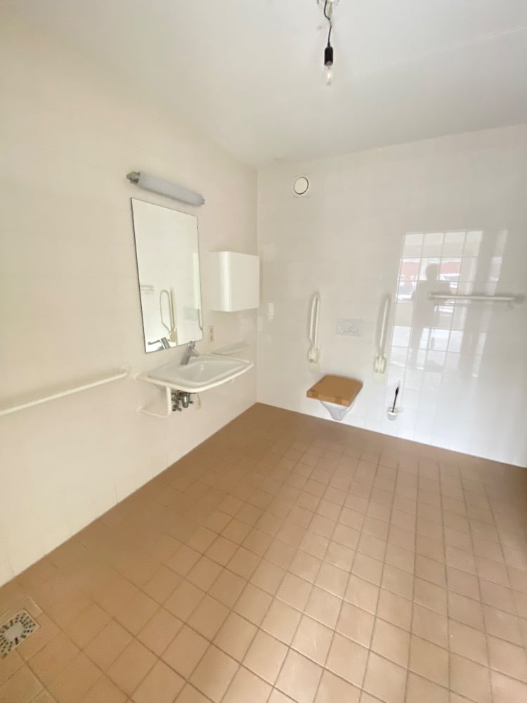 Harriët Freezerhof 325