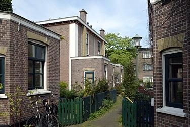 Van Hogendorpstraat 98, 2515 NW Den Haag, Nederland