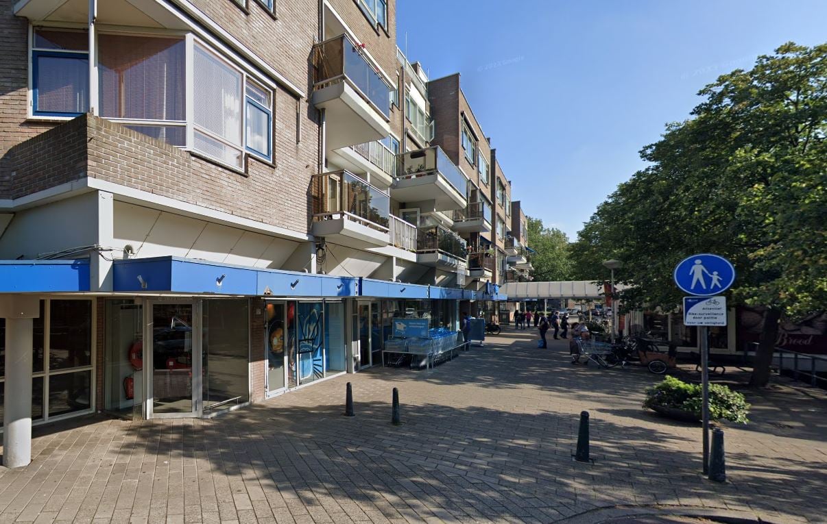 Lippe-Biesterfeldweg 76