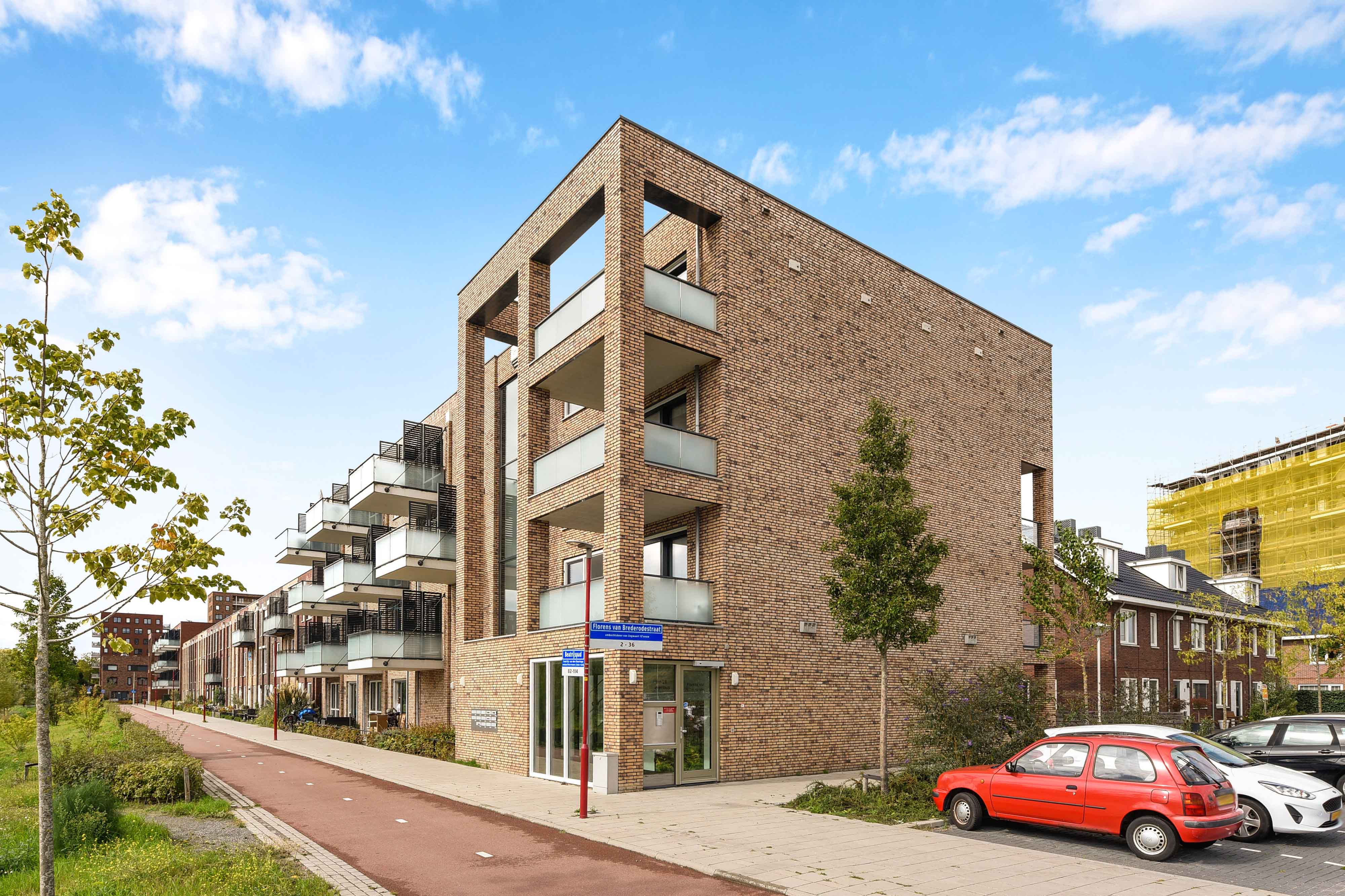 Florens van Brederodestraat 4