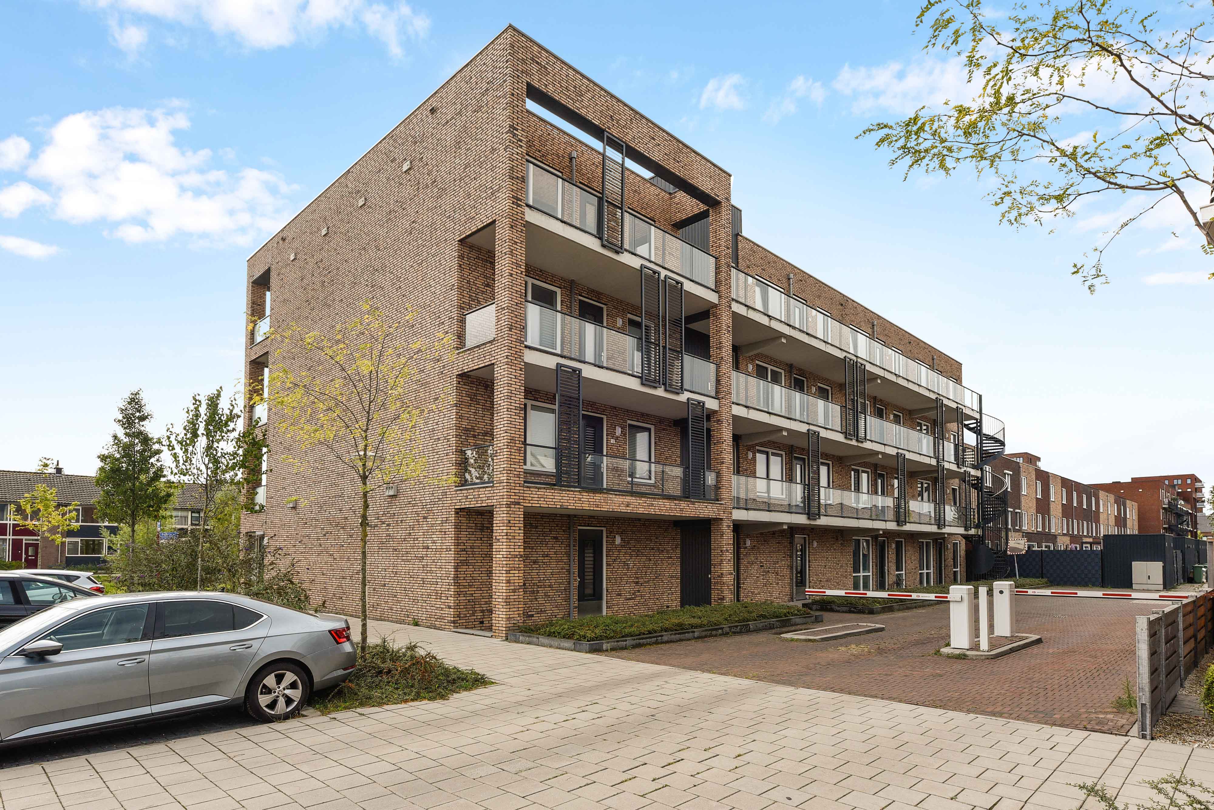 Florens van Brederodestraat 4