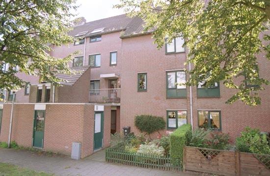 homes for rent on Caracasstraat 12