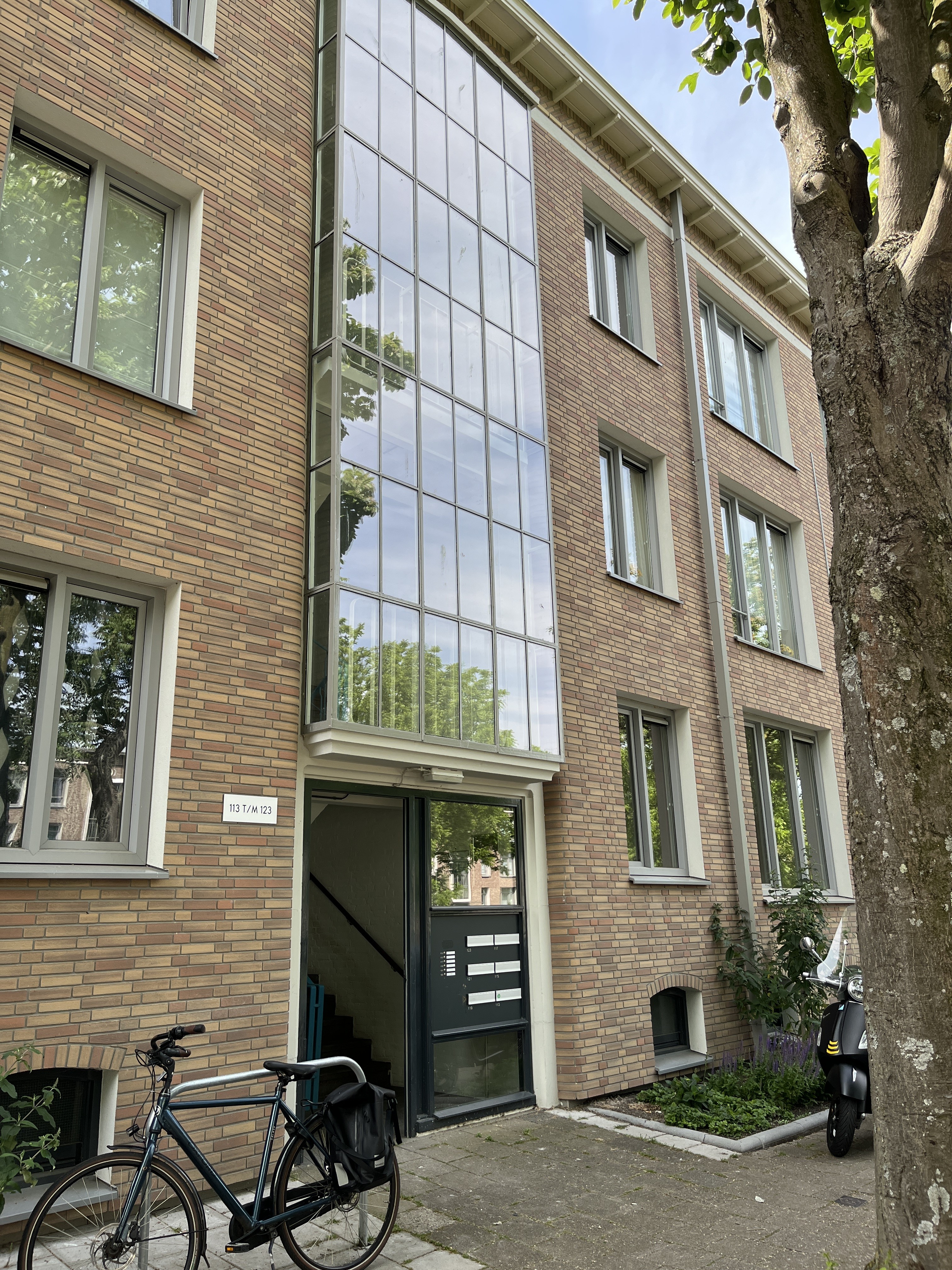 Moerweg 107, 2531 TB Den Haag, Nederland