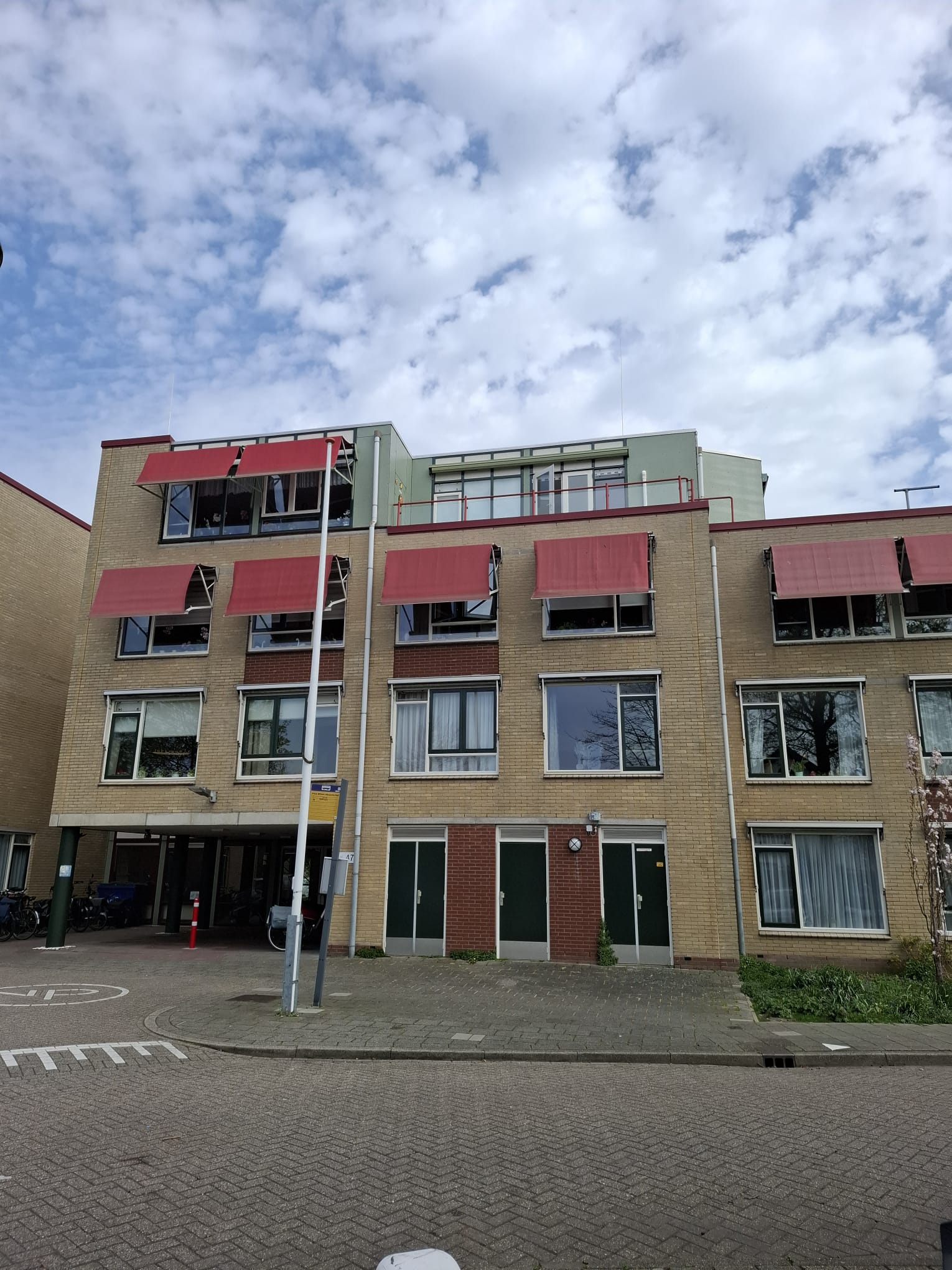 apartments for rent on Pr Willem Alexanderhof 45