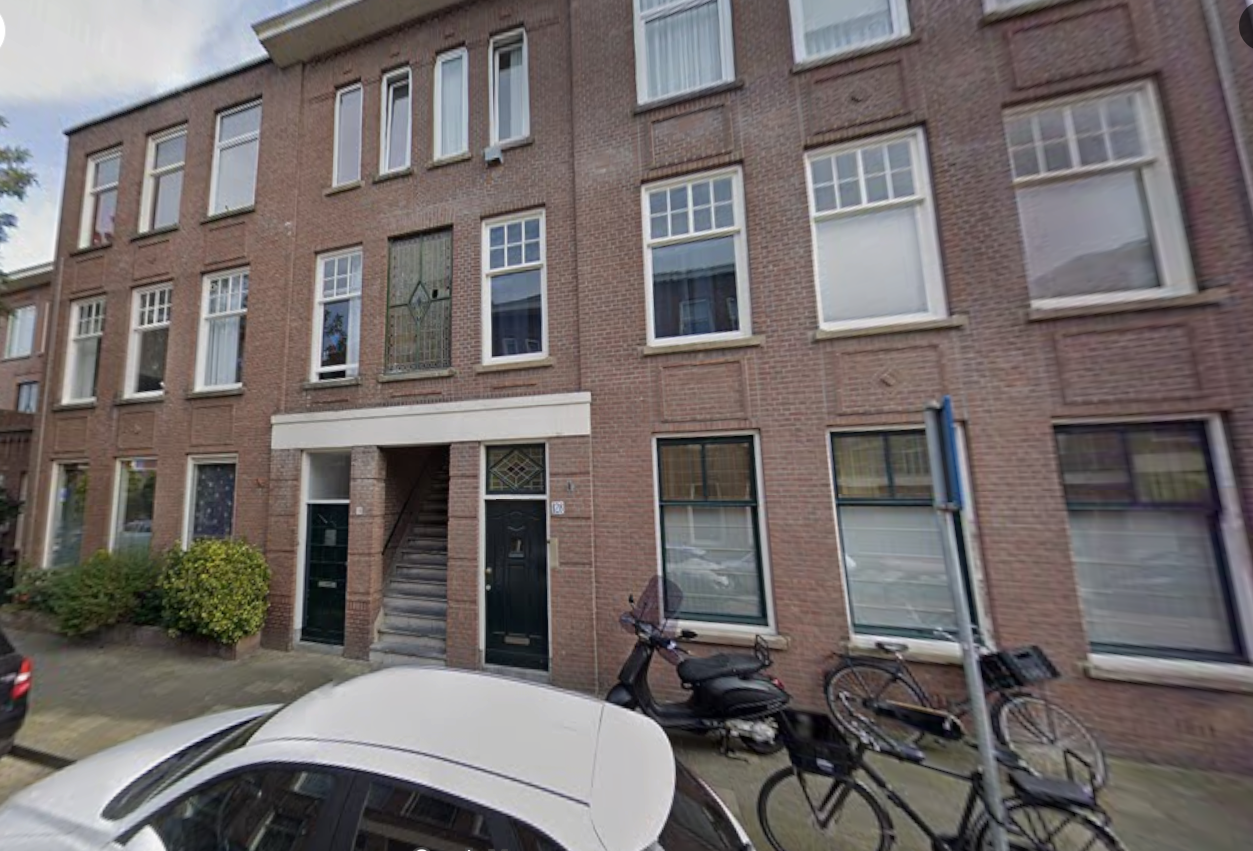 Sneeuwbalstraat 129, 2565 VZ Den Haag, Nederland