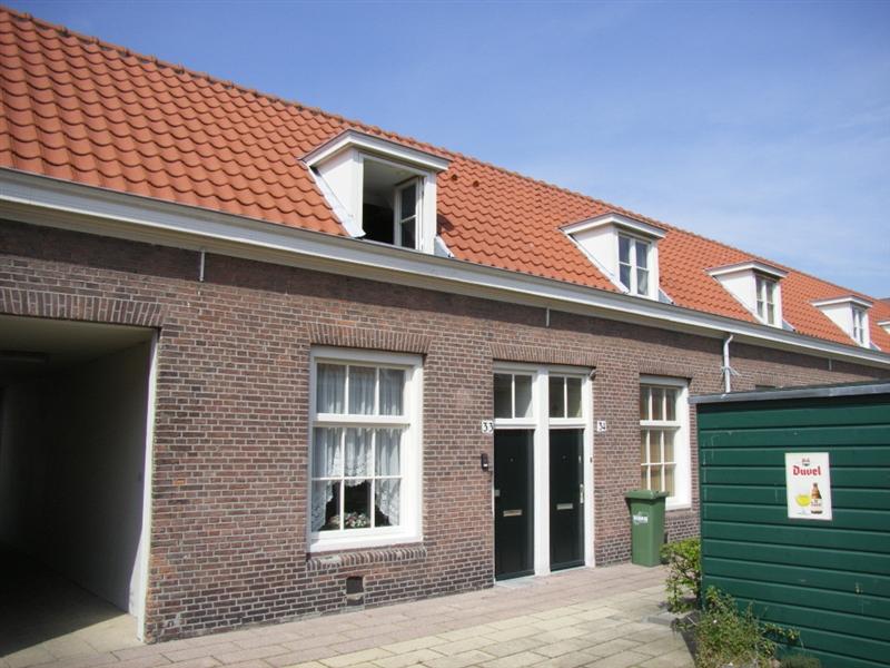 Om en bij 35