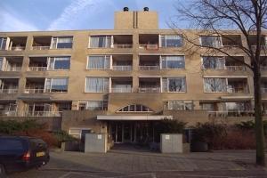 Donker Curtiusstraat 9P