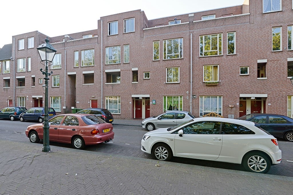 Helena van Doeverenplantsoen 34, Den Haag