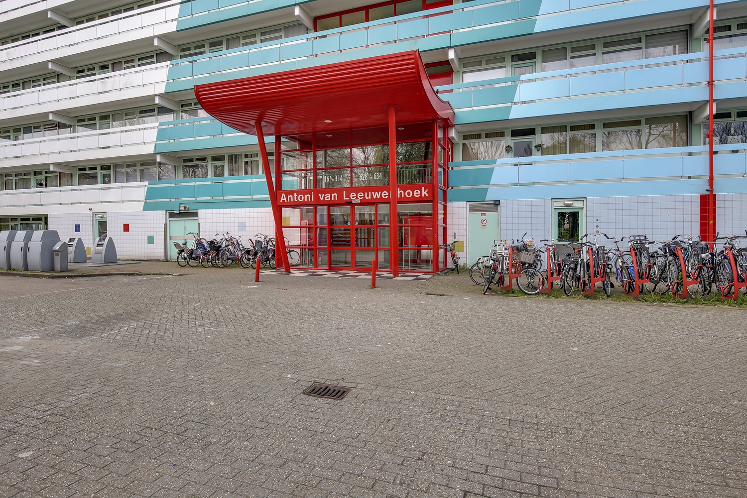 Van Leeuwenhoeklaan 16